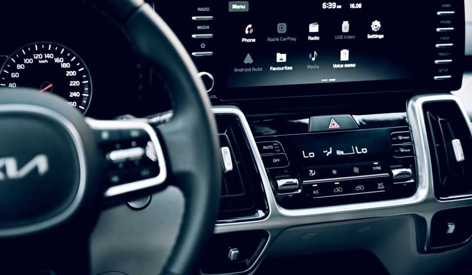 wireless apple carplay adapter